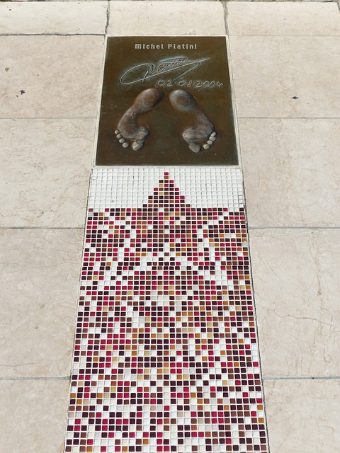 用对手防线 用对手防线