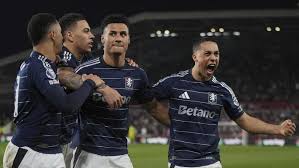 色的足球天 色的足球天