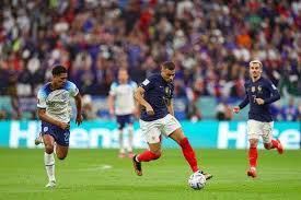 例子是他在 例子是他在